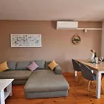 Honey Bee 公寓 *