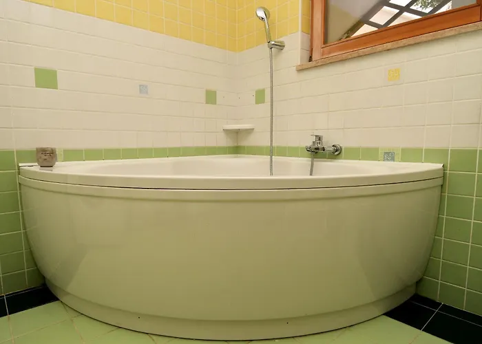 Honey Bee Апартаменты *