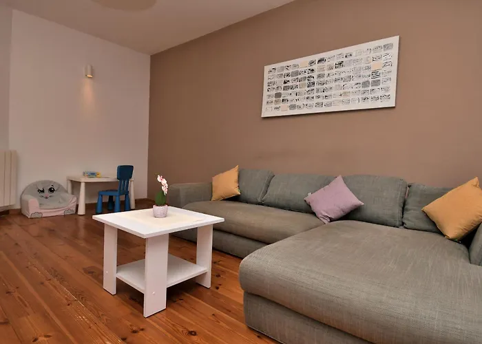 Апартаменты Honey Bee